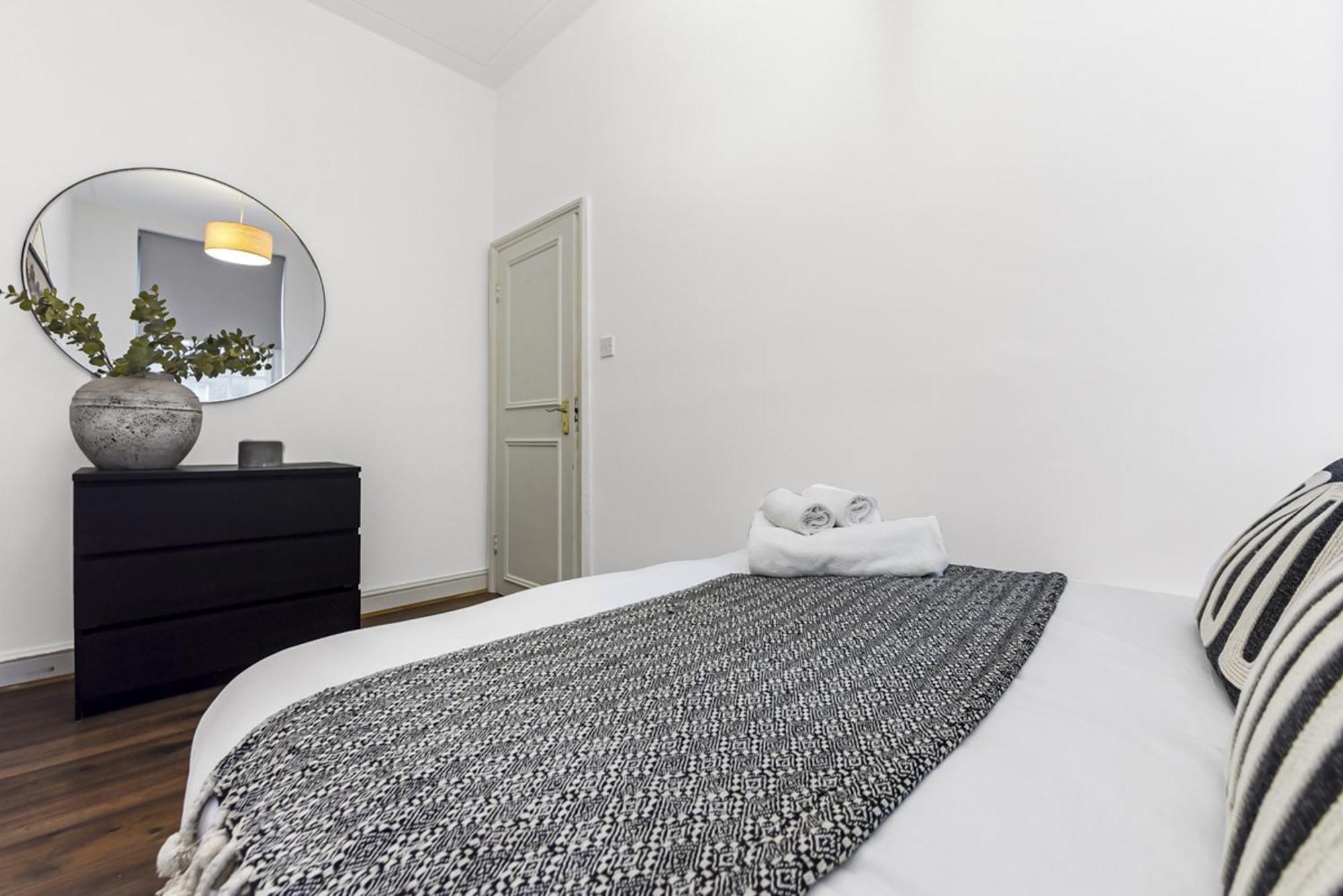 2 Bed Apartment- Mayfair 1 ロンドン エクステリア 写真